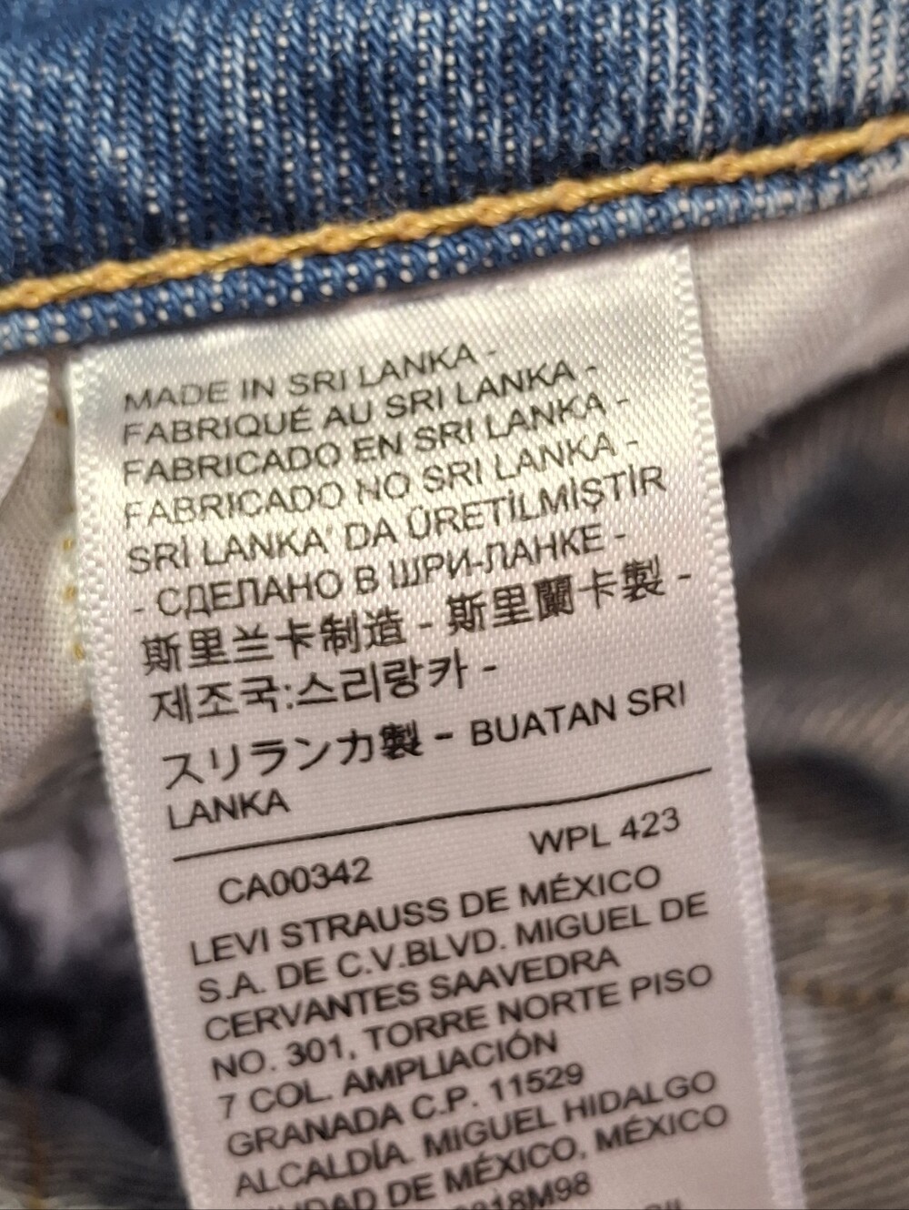 Levi's Superlow Denim Jeans Light Wash Relaxed Straight Leg Women Size 32 - Picture 16 of 16